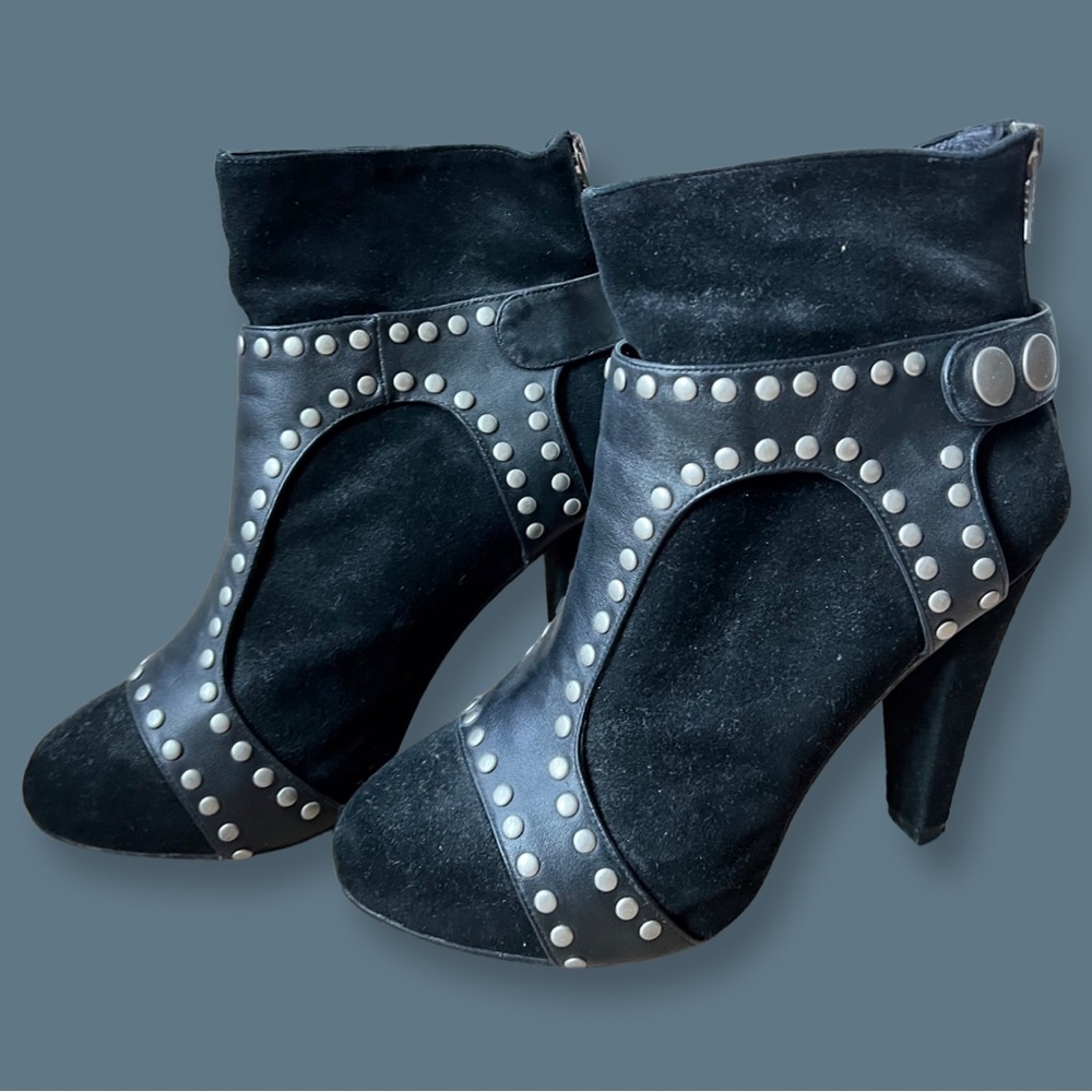 Studded black suede ankle boots 7.5M